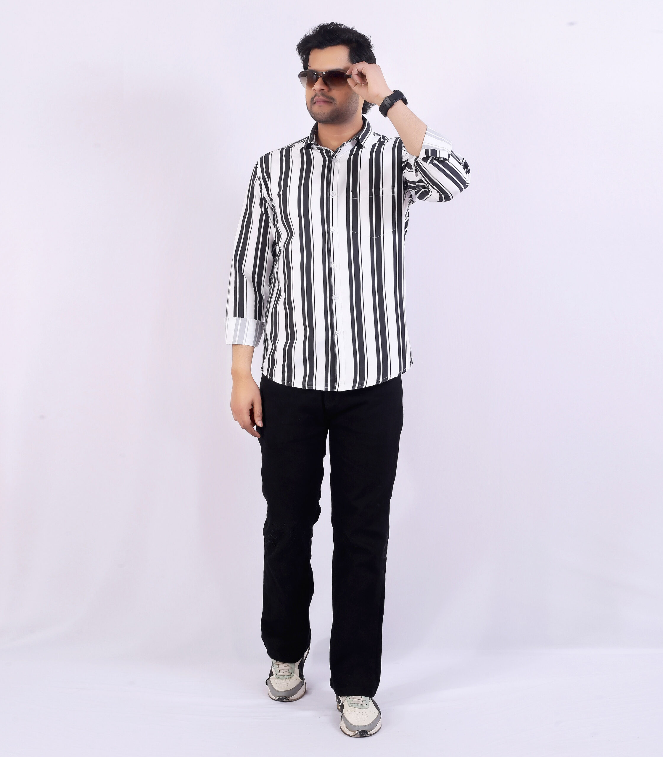 Men's Black & White Striped Casual Shirt - Image 7